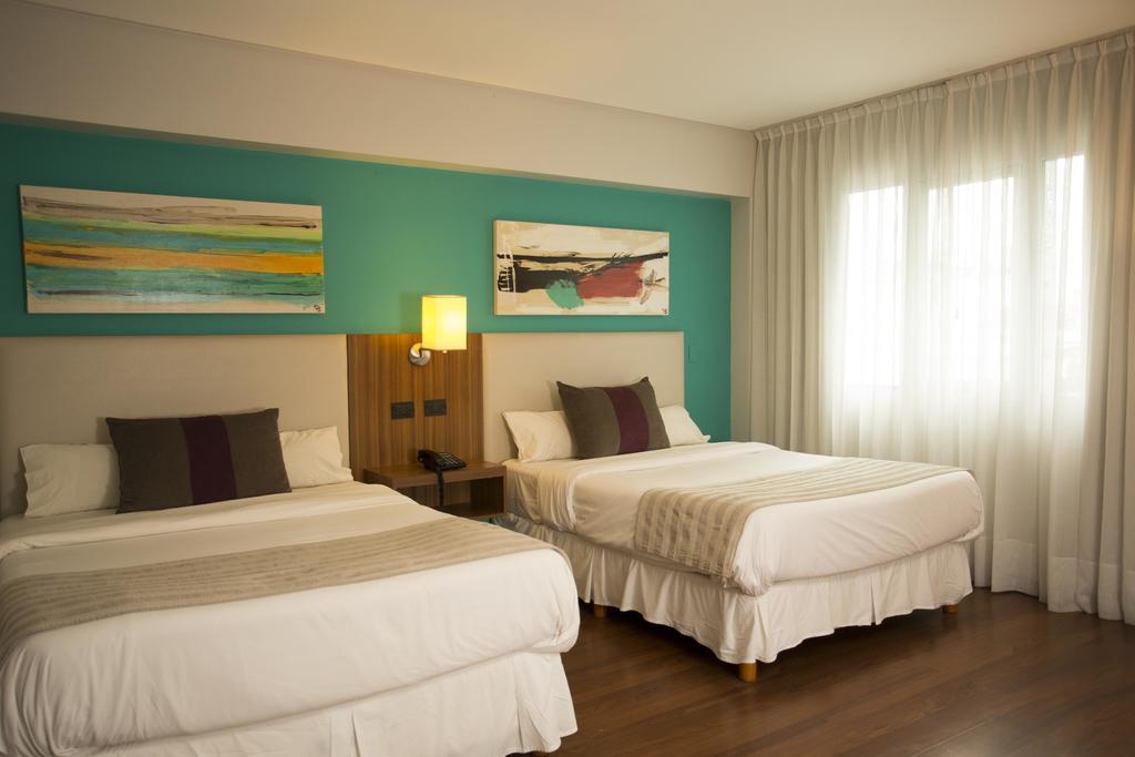 Hotel Bicentenario Suites&Spa San Miguel de Tucumán Habitación foto